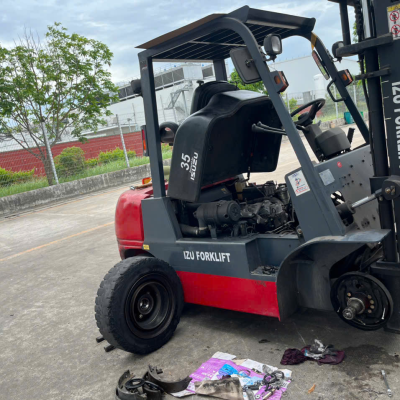 Thuê xe nâng Nhật phục vụ kho thương mại điện tử tại Hà Nội | Xe Nâng Minh Khôi