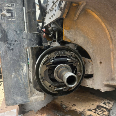 Sửa motor di chuyển xe nâng điện tại Hà Nội – Khắc phục xe chạy yếu, mất lực | Xe Nâng Minh Khôi