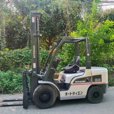 Cho thuê xe nâng tại Gia Lâm Hà Nội – Xe nâng điện và xe nâng dầu giao tận nơi