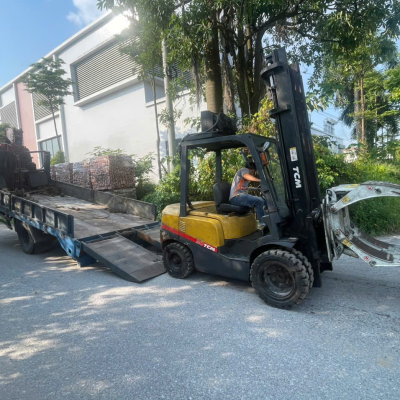 Cho thuê xe nâng điện đứng lái tại Bắc Ninh – Phù hợp kho hẹp | Xe Nâng Minh Khôi