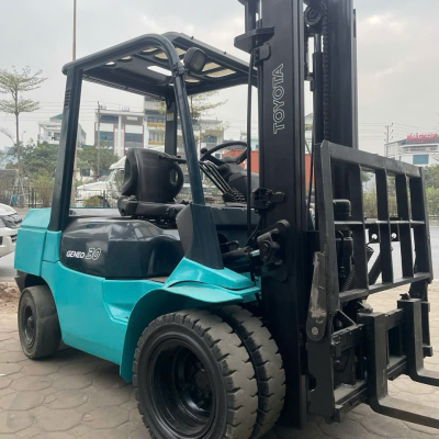 Sửa xe nâng tay tại KCN Yên Mỹ – Có kỹ thuật hỗ trợ tận nơi | Xe Nâng Minh Khôi