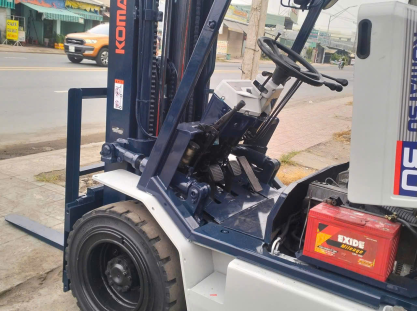 Mua xe nâng Nhật Bãi phục vụ kho hàng tại Hoài Đức – Cần lưu ý gì | Xe Nâng Minh Khôi