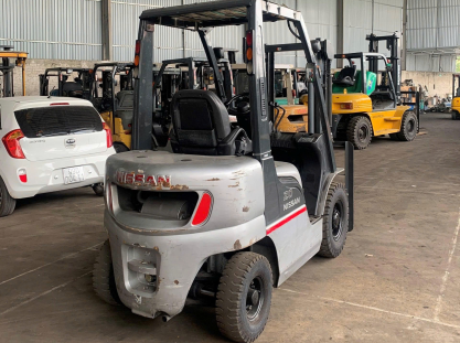 Xe nâng dầu 2 tấn chính hãng, giá tốt | Xe Nâng Minh Khôi