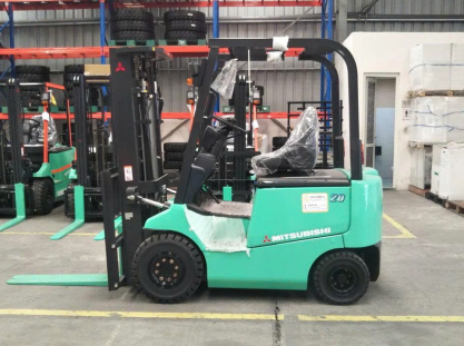 Xe nâng điện ngồi lái 2 tấn Mitsubishi | Xe Nâng Minh Khôi