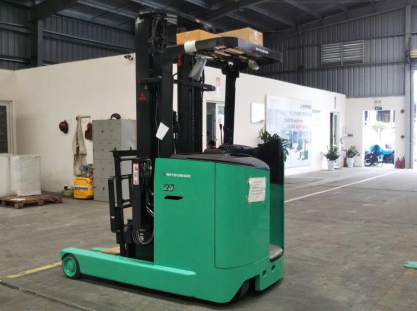 Xe nâng điện đứng lái Reach Truck 1–2–3 tấn Mitsubishi | Xe Nâng Minh Khôi