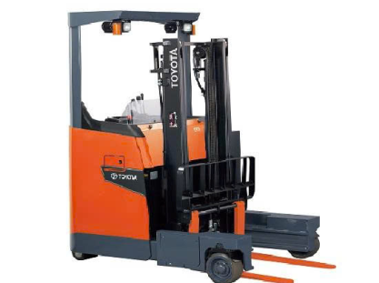 Xe nâng điện Reach Truck Nhật Bản – Nâng cao, tối ưu kho cao tầng | Xe Nâng Minh Khôi
