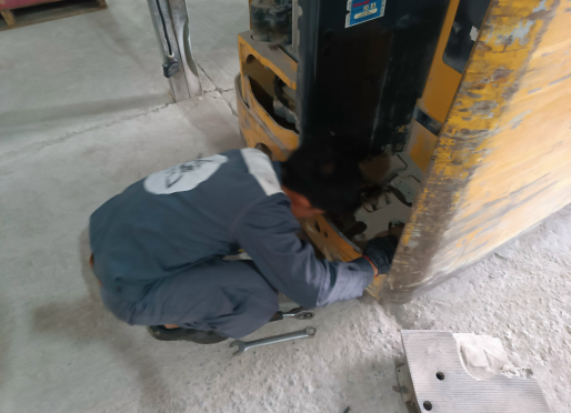 Sửa chữa xe nâng lưu động – Đáp ứng nhu cầu sửa chữa xe nâng tại chỗ của bạn