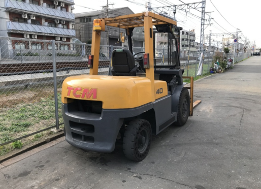 Thanh Lý Xe Nâng Đã Qua Sử Dụng – Giải Pháp Kinh Tế Từ Xe Nâng Minh Khôi