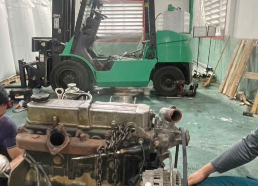 Sửa xe nâng bị lỗi thủy lực, không nâng hạ được – Nhận sửa tại xưởng hoặc tận nơi | Xe Nâng Minh Khôi