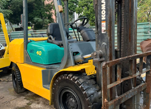 Sửa chữa xe nâng tại kho xưởng – Giải pháp tiết kiệm thời gian cho doanh nghiệp | Xe Nâng Minh Khôi