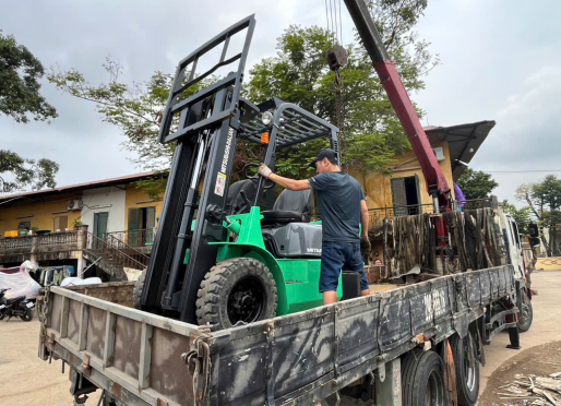 Sửa chữa xe nâng theo giờ tại Hà Nội – Giải pháp cho doanh nghiệp bận rộn