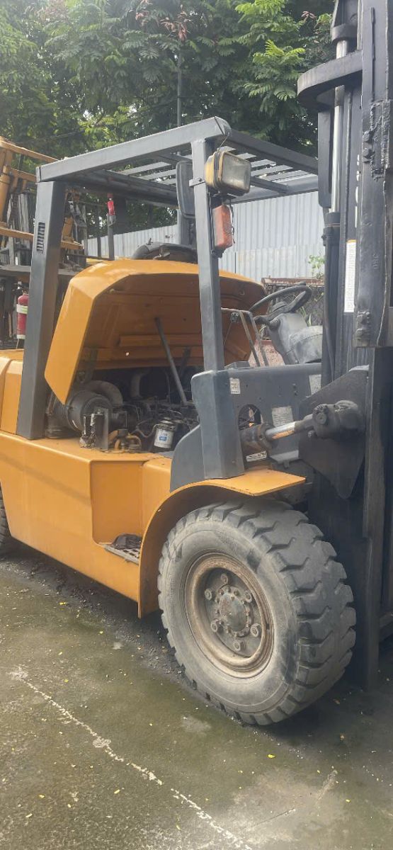 Cho thuê xe nâng khi xe của doanh nghiệp cần sửa chữa – Giải pháp duy trì sản xuất