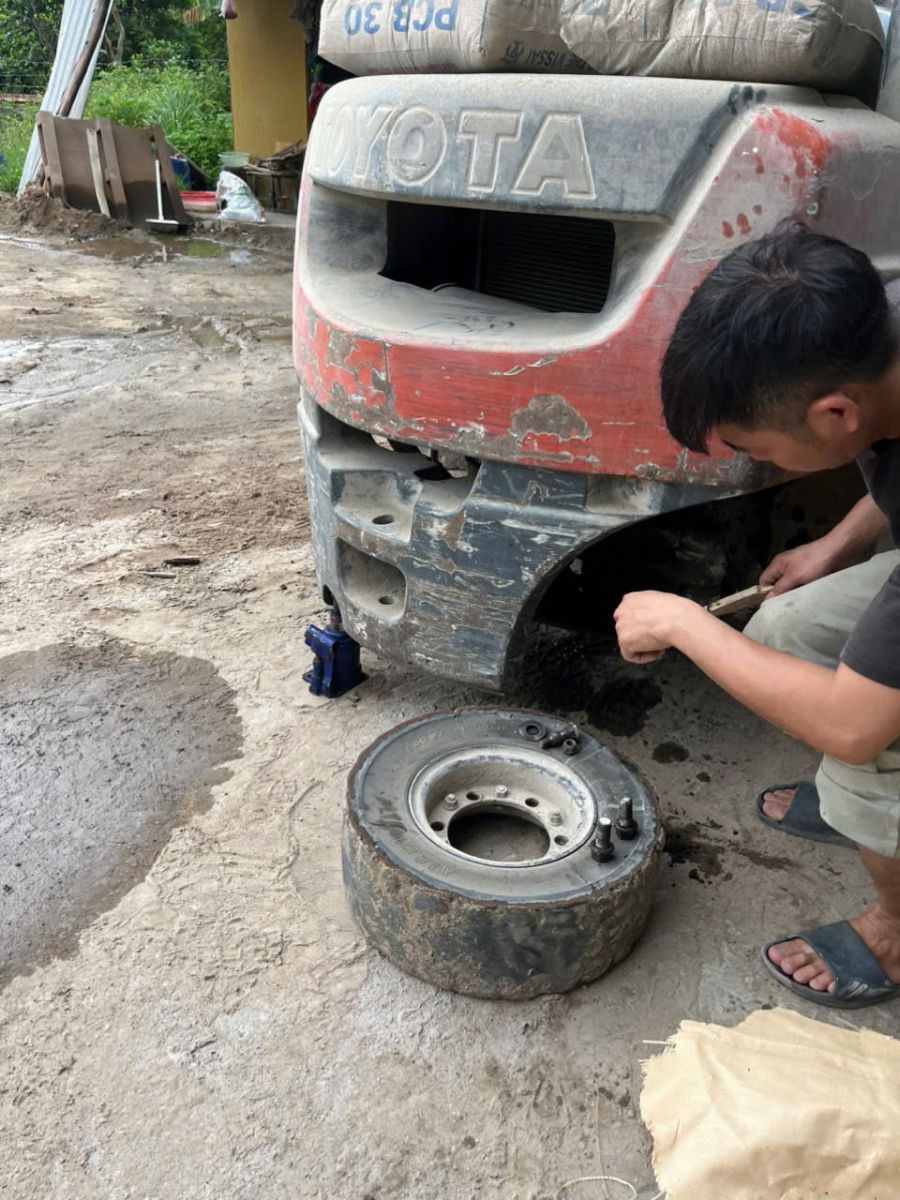 Thuê xe nâng Nhật cho doanh nghiệp FDI tại khu vực Mê Linh