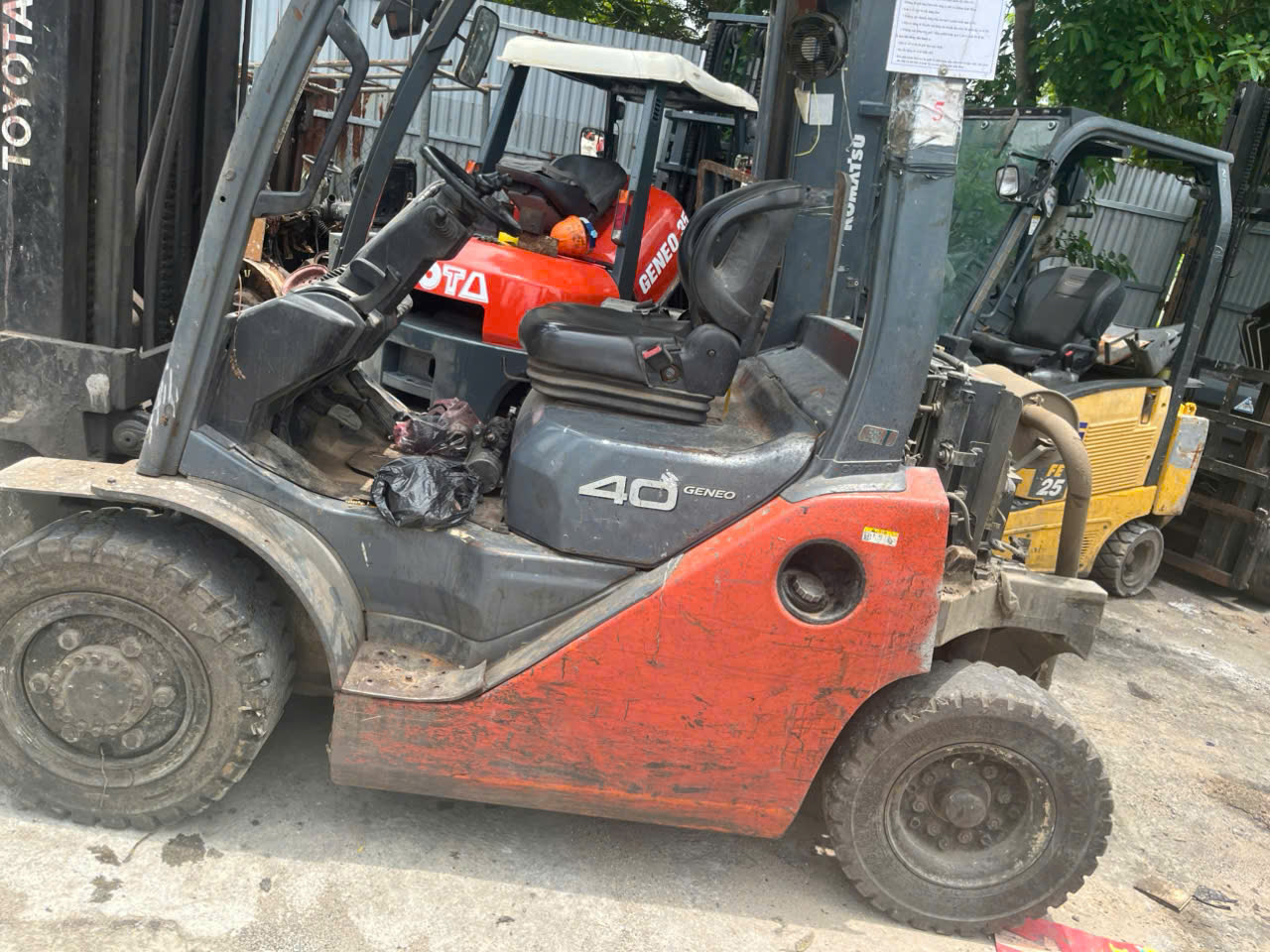 Thu mua xe nâng Nhật Bãi cho doanh nghiệp chuyển đổi sang xe nâng điện tại Hà Nội