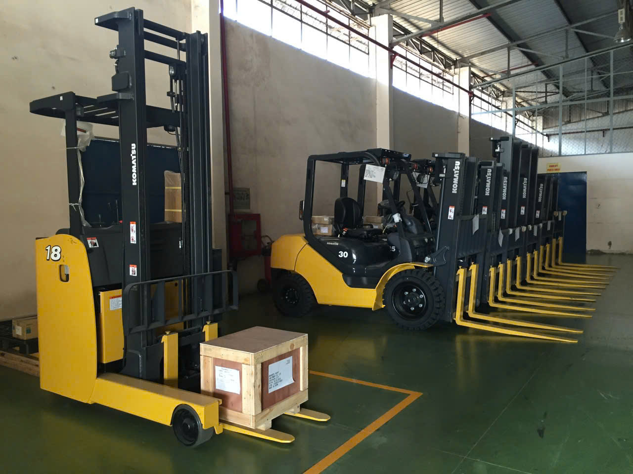 Địa chỉ cho thuê xe nâng điện uy tín khu vực miền Bắc | Xe Nâng Minh Khôi