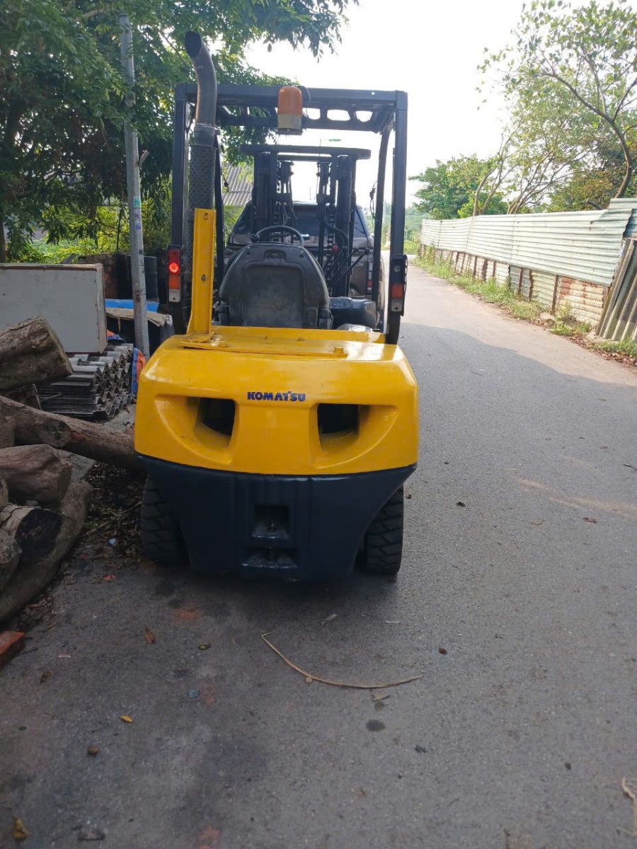 Xe nâng Nhật Bãi 2 tấn vs 3 tấn