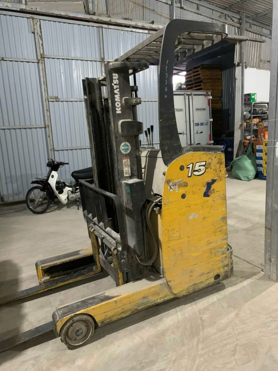 Xe nâng điện không sạc được pin – Nguyên nhân & cách xử lý | Xe Nâng Minh Khôi