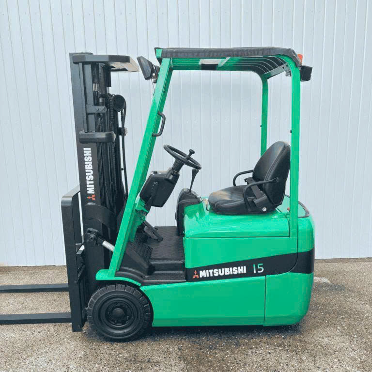 thay pin xe nâng điện Mitsubishi chính hãng