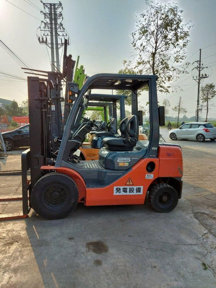 Thuê xe nâng Nhật bãi theo ca