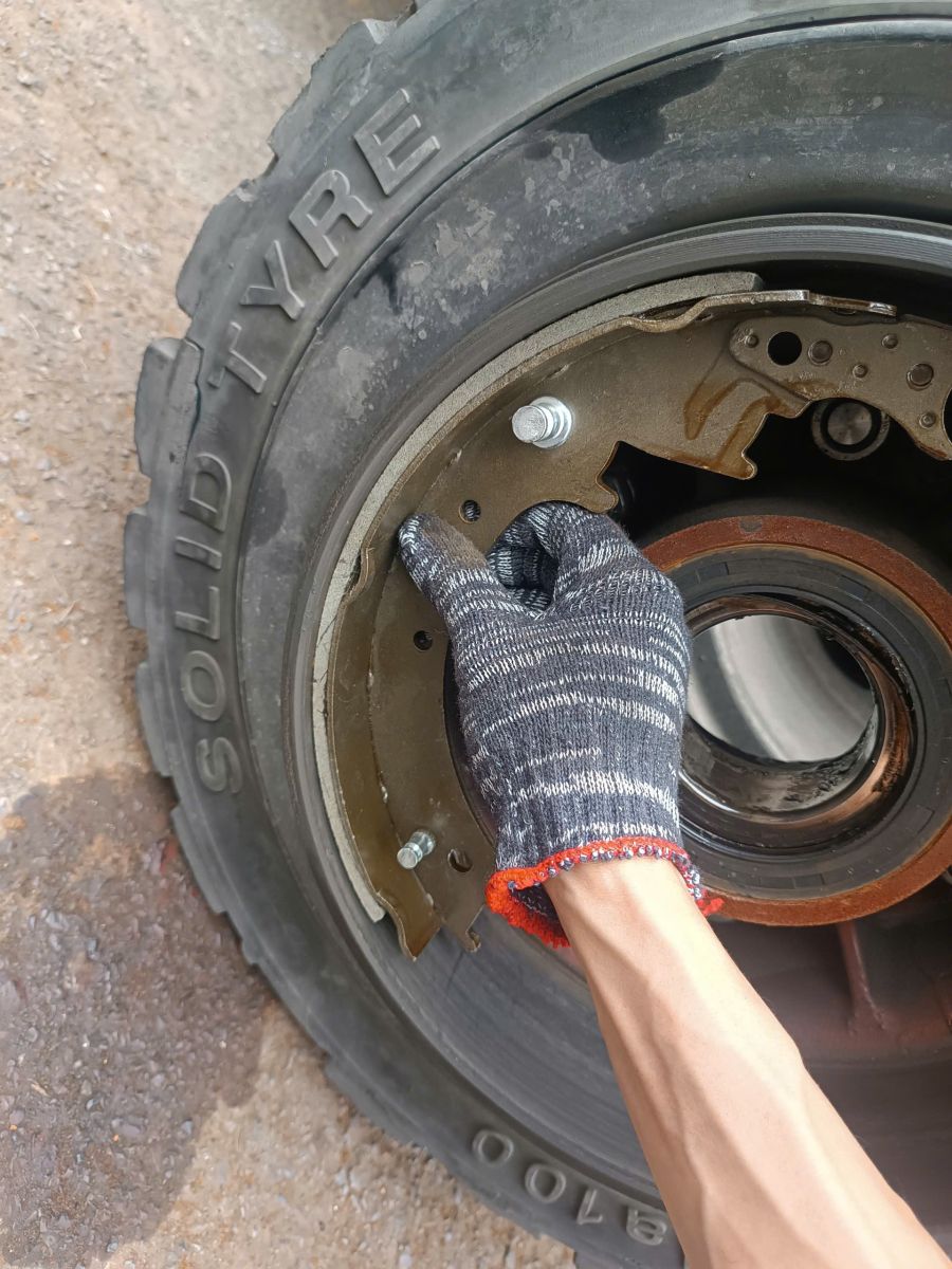 Sửa chữa xe nâng ở Nam Định của Minh Khôi