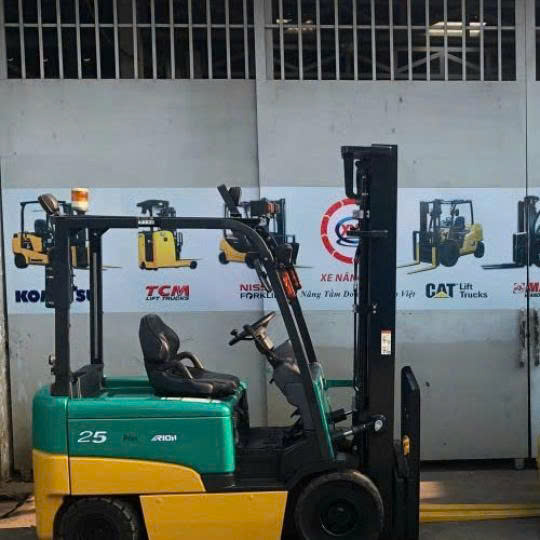 Xe nâng dầu 2 tấn chính hãng, giá tốt | Xe Nâng Minh Khôi